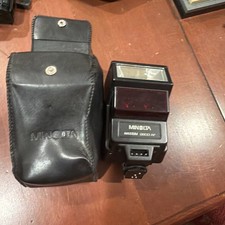 Minolta Maxxum 2800 AF Flash With Case