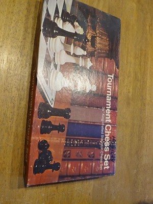 ES Lowe 1974 Tournament Chess Set #809~Plastic Staunton Felt Bottom 3-1/8'' King