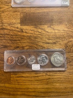 Us silver coins . 1955 uncirculated 5 coin set . seriosly pretty coins .