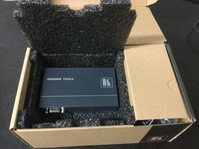 Kramer VP-200K VGA Distribution Amplifier 1:2 UXGA Splitter w Power Supply