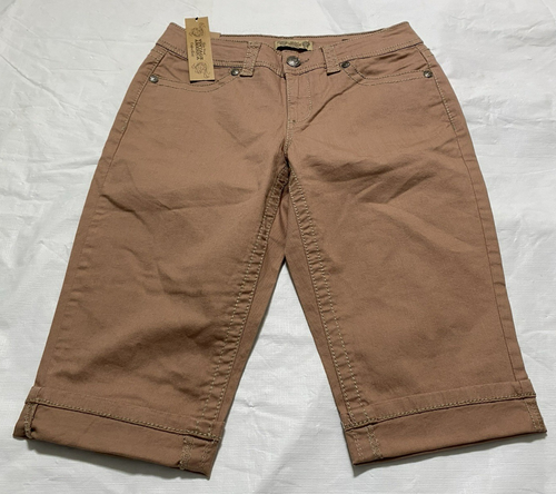 Nine Wear The Vintage Brady Bermuda Shorts Size 6 / 28 Toast Stretch Denim NWT - Picture 3 of 6