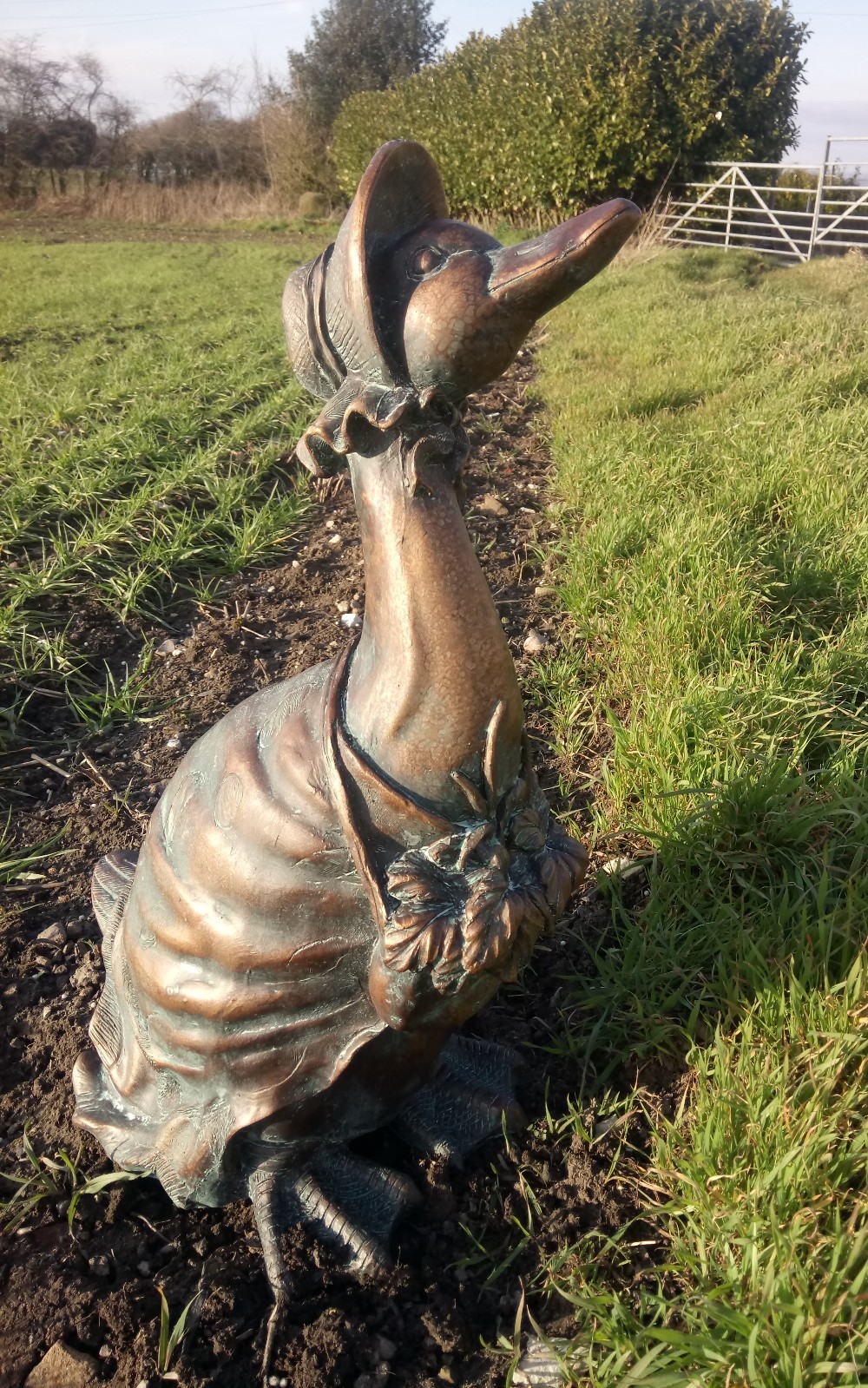 Jemima Puddle Duck Beatrix Potter Garden Ornament Statue Figurine