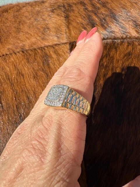 Nuevo anillo de diamantes naturales para hombre, oro amarillo de 14k, diamantes de 0,80 kt, talla 12 Foto 4 de 4