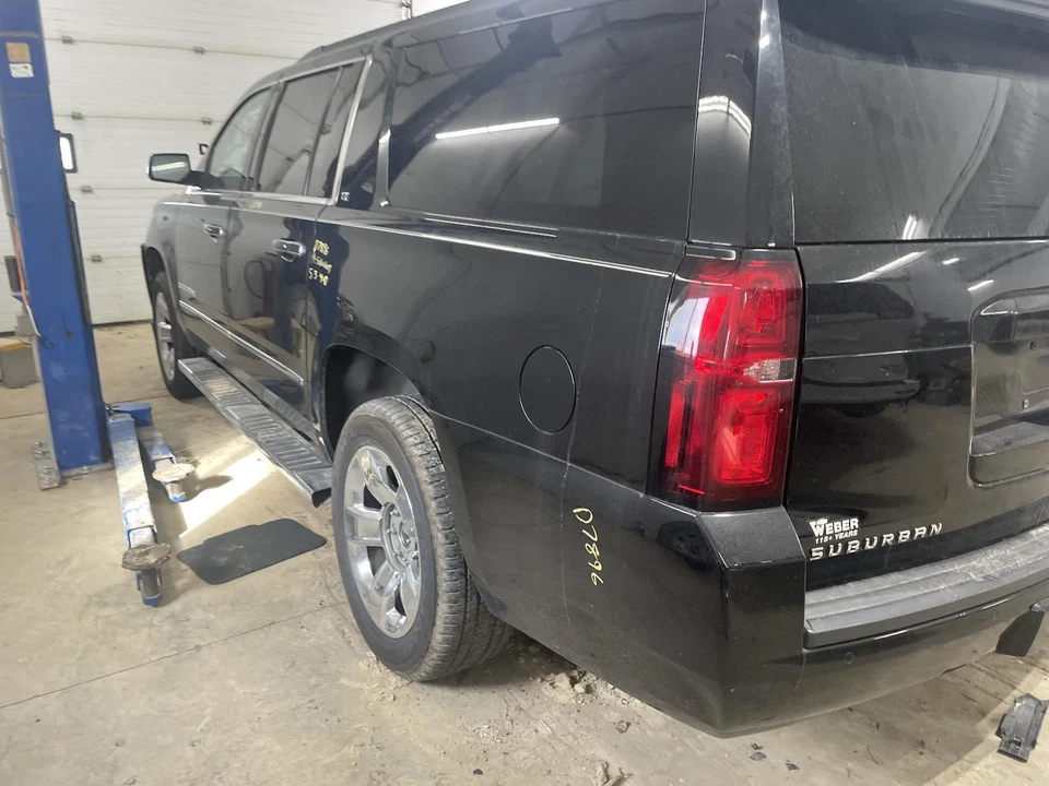 Conjunto hidráulico ABS usado se adapta a: Chevrolet Suburban 1500 2019 montaje 4 ruedas Foto 2 de 4