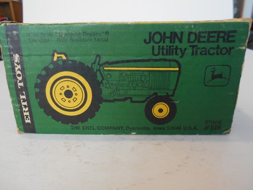 Vintage 1980 Ertl 1:16th Scale John Deere 2040 Utility Tractor #516-7641, Used - Picture 7 of 19
