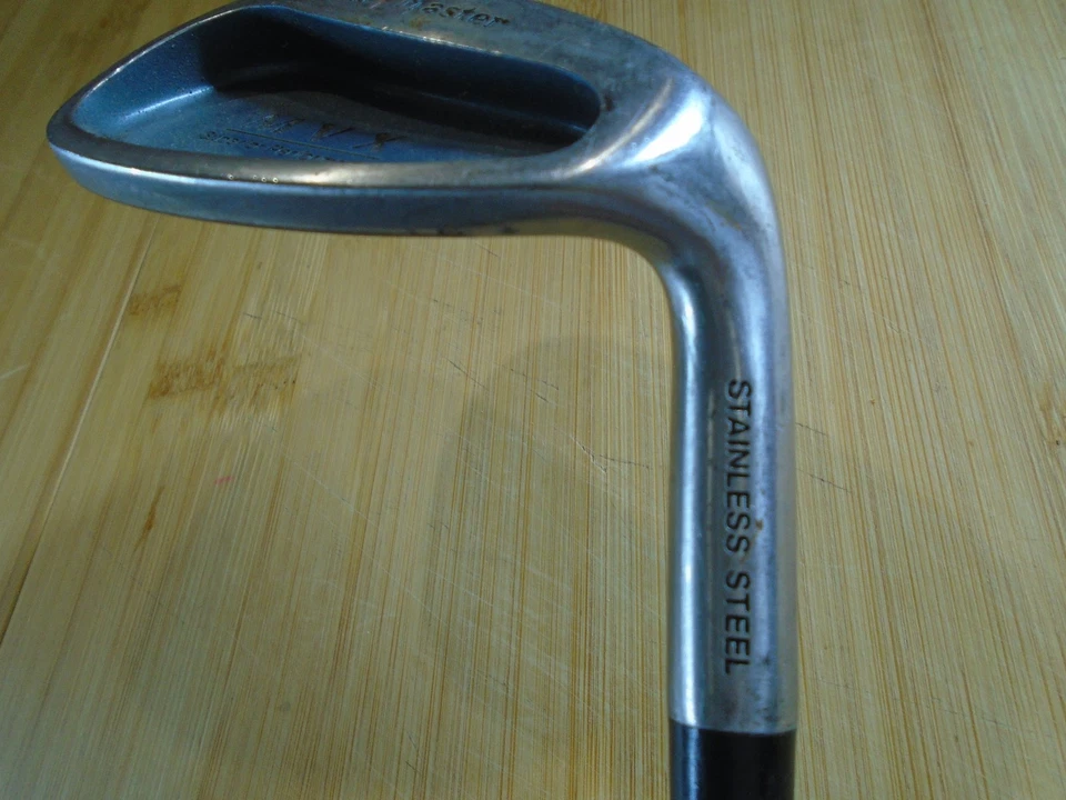 PRE~LOVED LADIES GOLF MASTER PW  ~ LADIES FLEX GRAPHITE SHAFT ~ RIGHT HANDED  - Image 3 of 4
