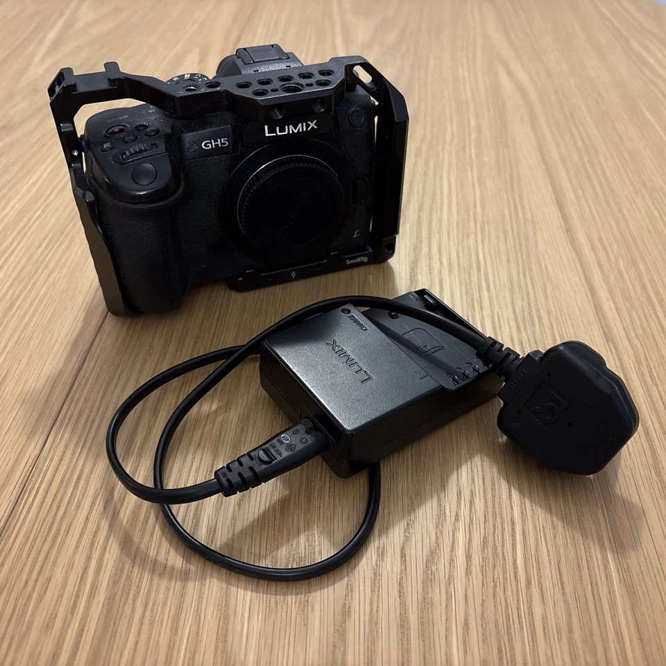 Panasonic Lumix GH5 II, photo 1 of 5