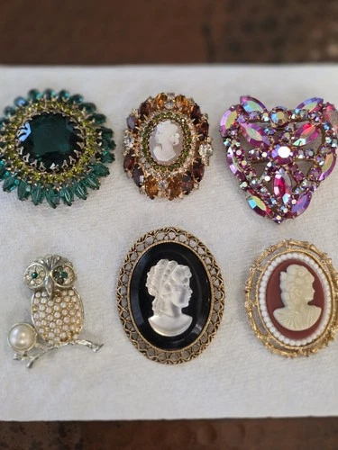 Lot Of 20 SARAH COVENTRY HOBE GERRYS VINTAGE, ANTIQUE, Silver,COSTUME JEWELRY