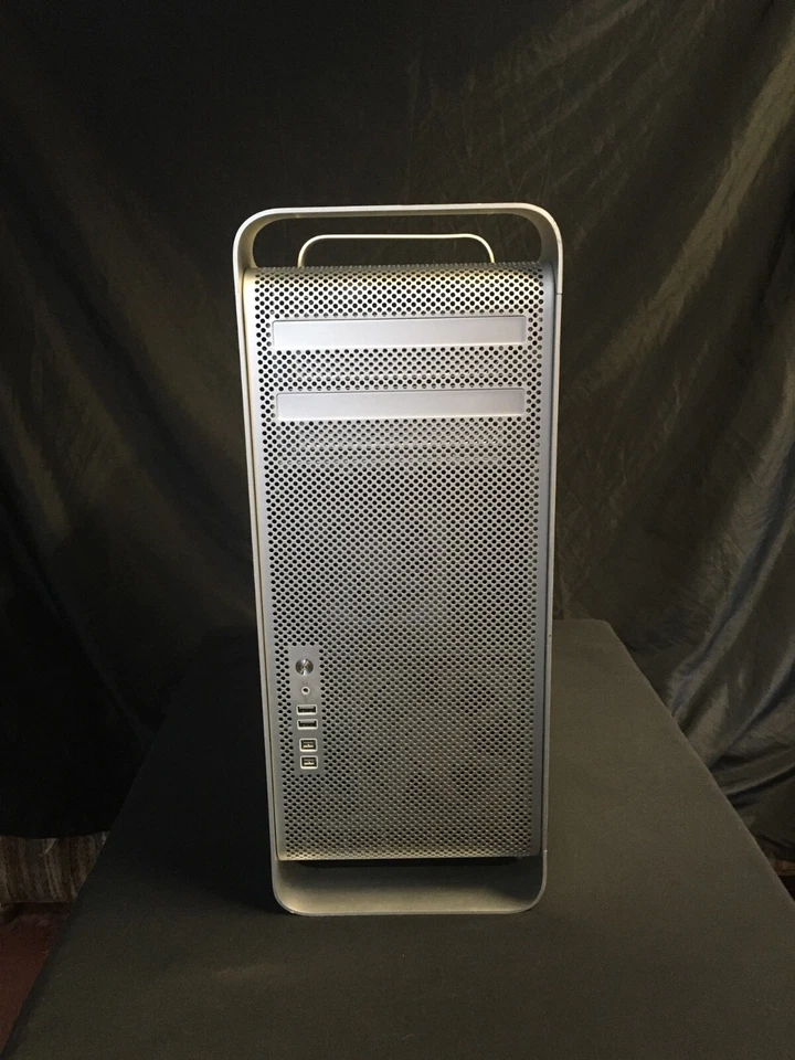 2012 Apple Mac Pro 6 Core 3.33 / 4 - 4 TB HDS / ATI 5770 & NVID. 120 / 32 GB RAM - Image 3 of 4