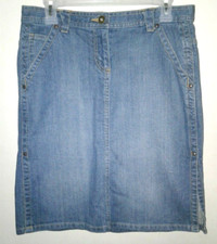 Tommy Hilfiger Side Slit TH Back Pocket Stitching 04/05 Denim Women Skirt Size 6
