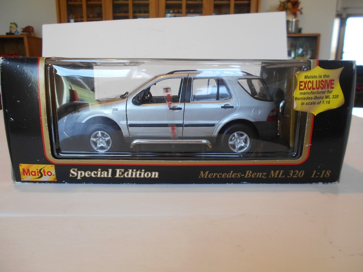 1/18 Scale 1997 Mercedes-benz Ml320 Diecast Model W163 SUV