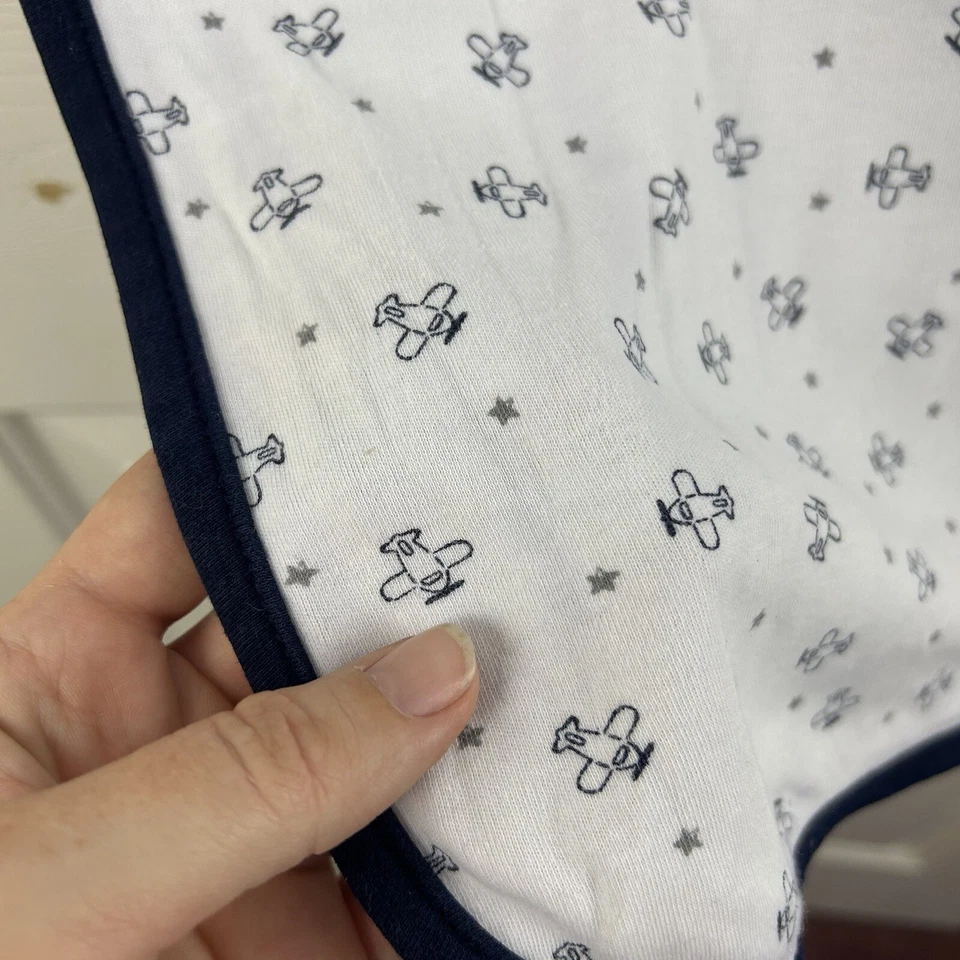Manta Bebé Precious Firsts by Carter's Airplane Azul Blanco Gris Estrellas Seguridad Foto 4 de 4