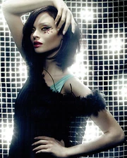 Sophie Ellis-Bextor Singer Music Signed 10x8 Photo + COA