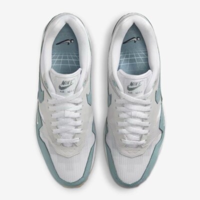 NIKE スウッシュメットスホツフラ DX6821LYCRA 675 New Nike Air Max 1 x Lara Croft .SWOOSH Low Poly Adventure