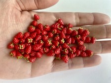 20Pcs Tiny Mini Food Strawberry 1:6 Scale Dollhouse Store Fruit Miniatures Lot