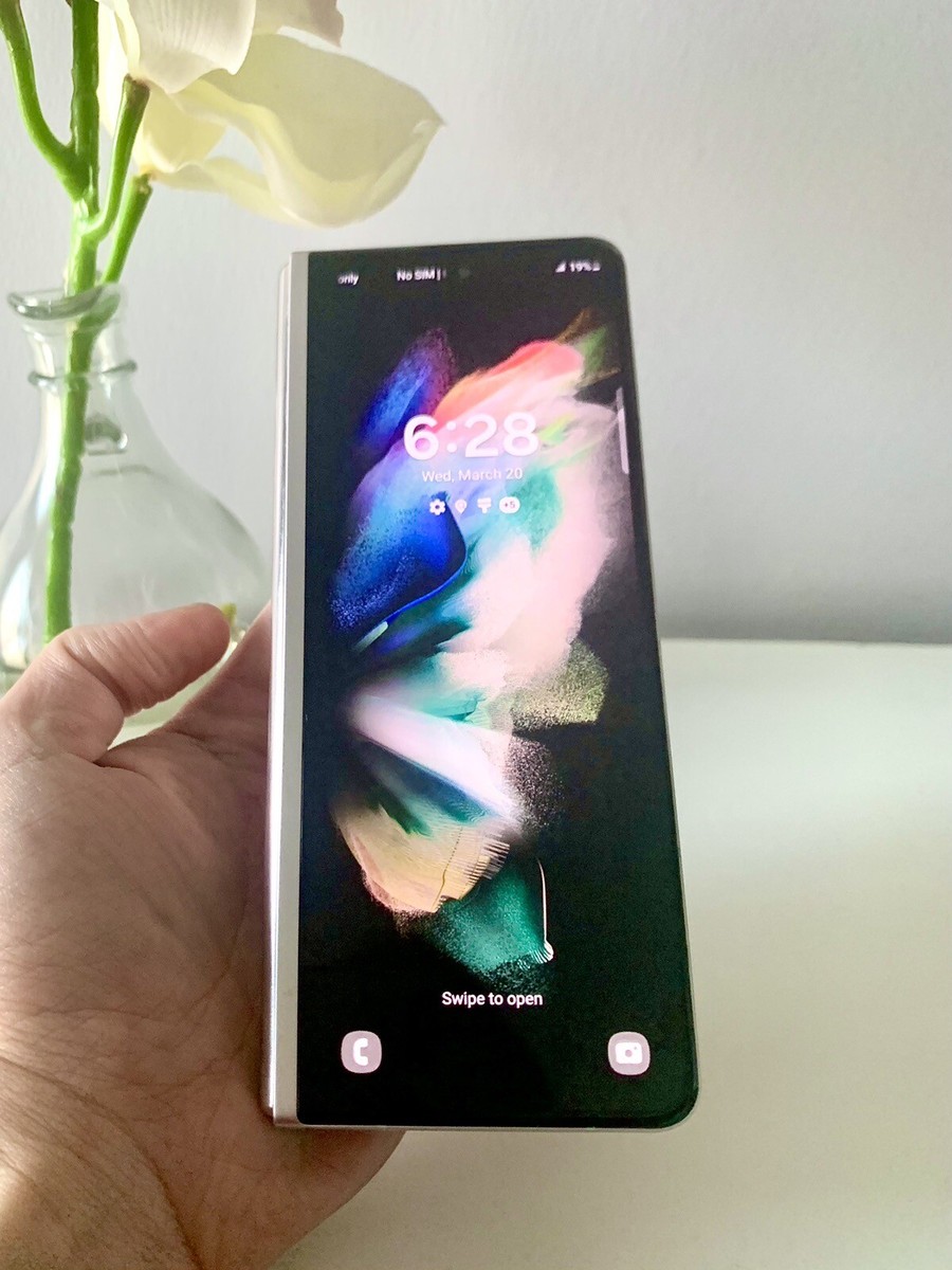 Samsung Galaxy Z Fold 3 5G SM-F926-Unlocked 256GB (Silver) +