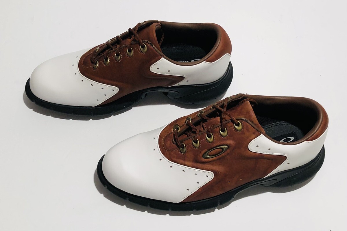 Oakley Overdrive Leather Golf Shoes Black White Men\'s Size 10.5 Spikes Oakley  main image 3