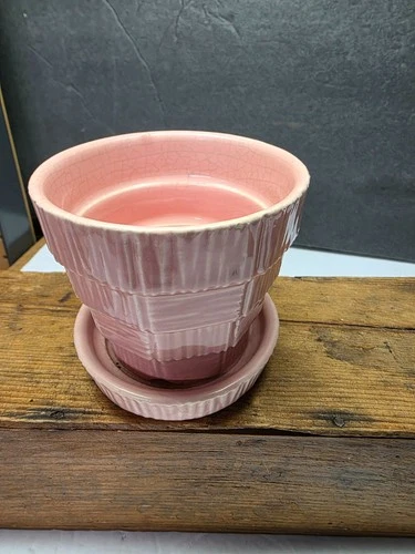 MCCOY ART POTTERY BASKETWEAVE SMALL SIZE PINK  PLANTER W SAUCER reserved sandy