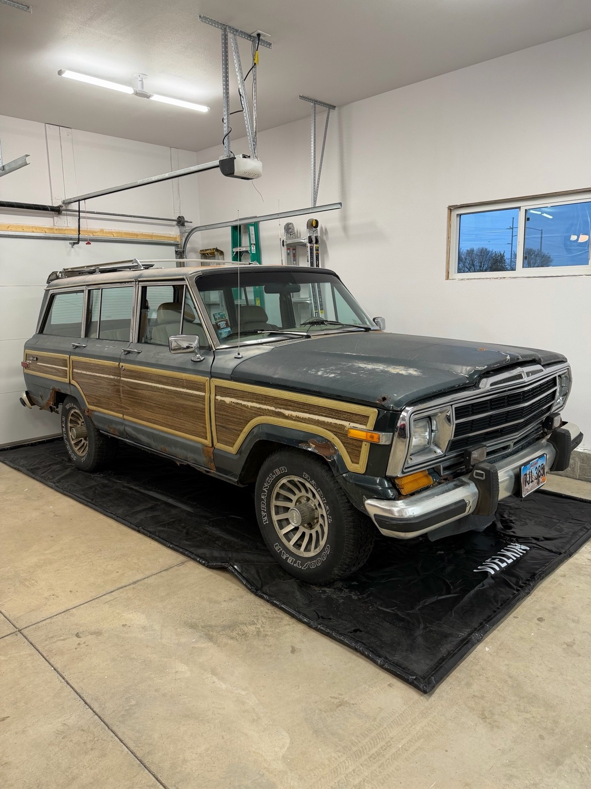 1991 Jeep Wagoneer for sale in Sioux Falls South Dakota