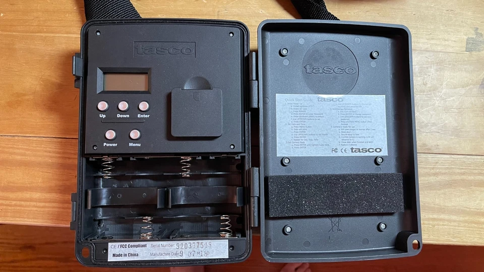 Tasco Game Digital Trail Camera  119203C- Free SDHC Card - Image 2 of 4