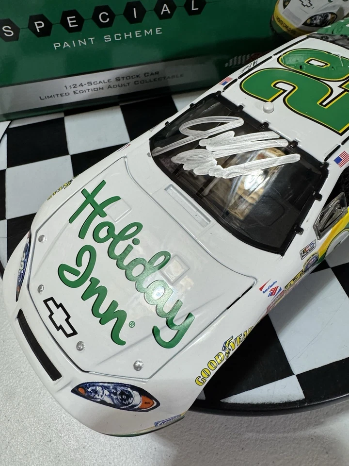 Raro* Autografiado Jeff Burton #29 Holiday Inn 2006 Monte Carlo 1/24 Diecast Foto 3 de 4