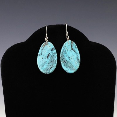 NATIVE AMERICAN SANTO DOMINGO KEWA TURQUOISE EARRINGS BY RONALD CHAVEZ
