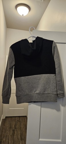 Nike Air Jordan Puffer Jacket Youth Boys Medium 10-12 yrs Black Hoodie Jumpman - Picture 2 of 3