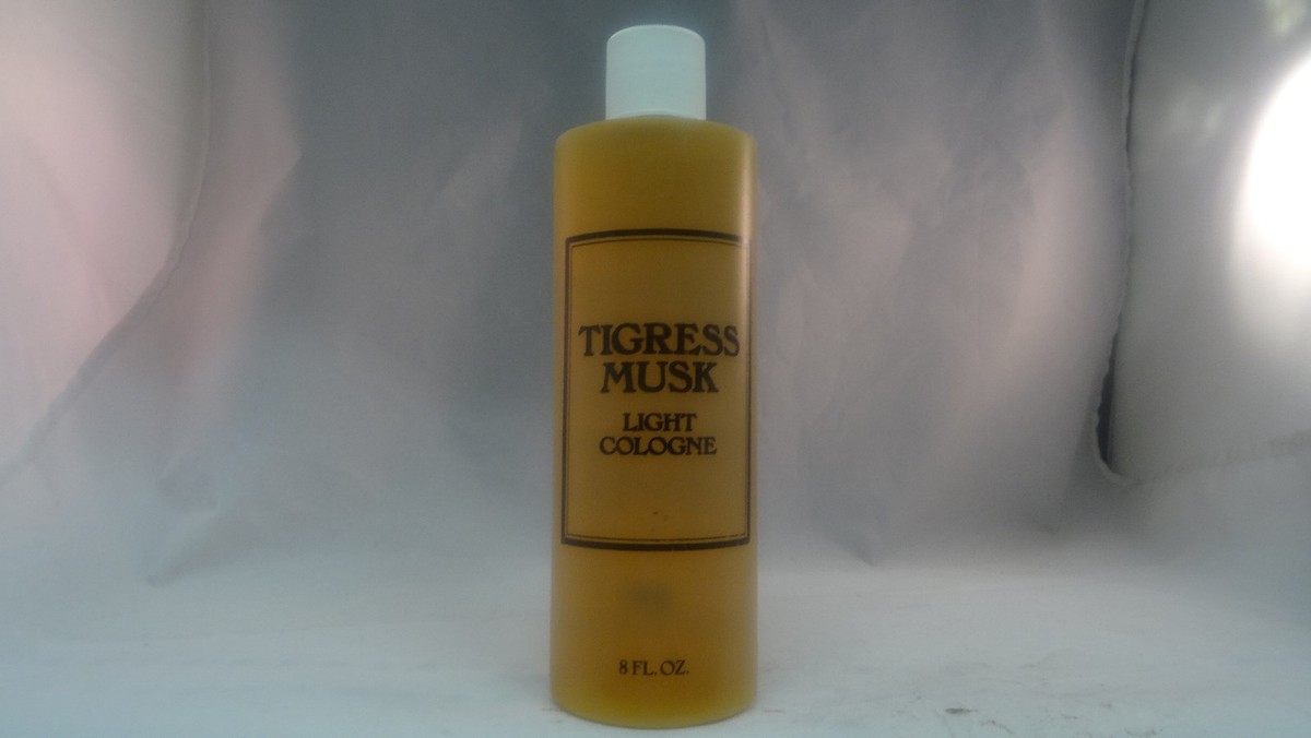 Vintage Faberge Tigress MUSK Light Cologne Splash oz HUGE Full