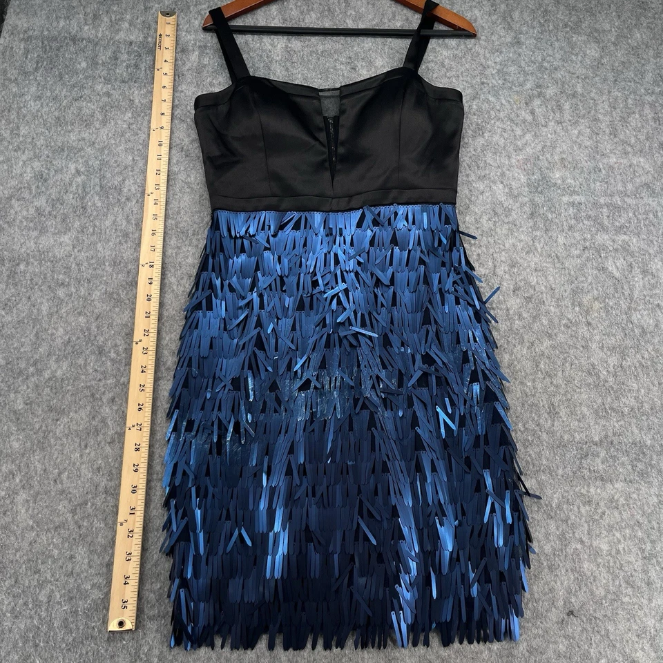 Vestido ajustado de malla con flecos y lentejuelas azules de cuero sintético negro Guess para mujer talla 8 Foto 4 de 4