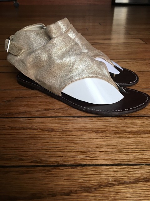 Nordstrom Girl's Ankle-High Hooded Thong Sandals sz 4M Shiny, Metallic Gold | eBay