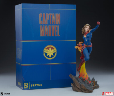 Sideshow Captain Marvel Avengers Assemble 1/5 Scale Statue 200573 New