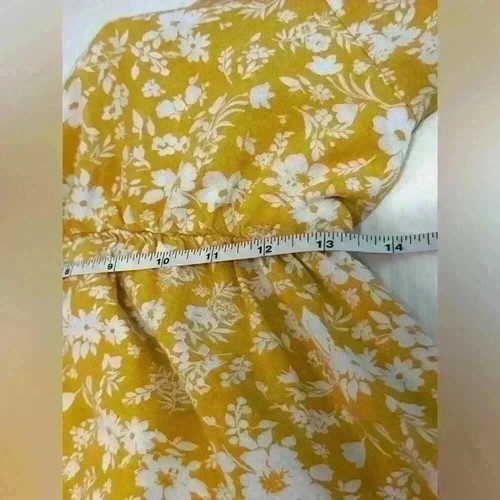 Abito da damigella Fashion Nova Babydoll giallo floreale fumè S Cottagecore Y2K - Foto 6 di 9