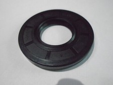 NEW TC 25X52X6 DOUBLE LIPS METRIC OIL / DUST SEAL 25mm X 52mm X 6mm