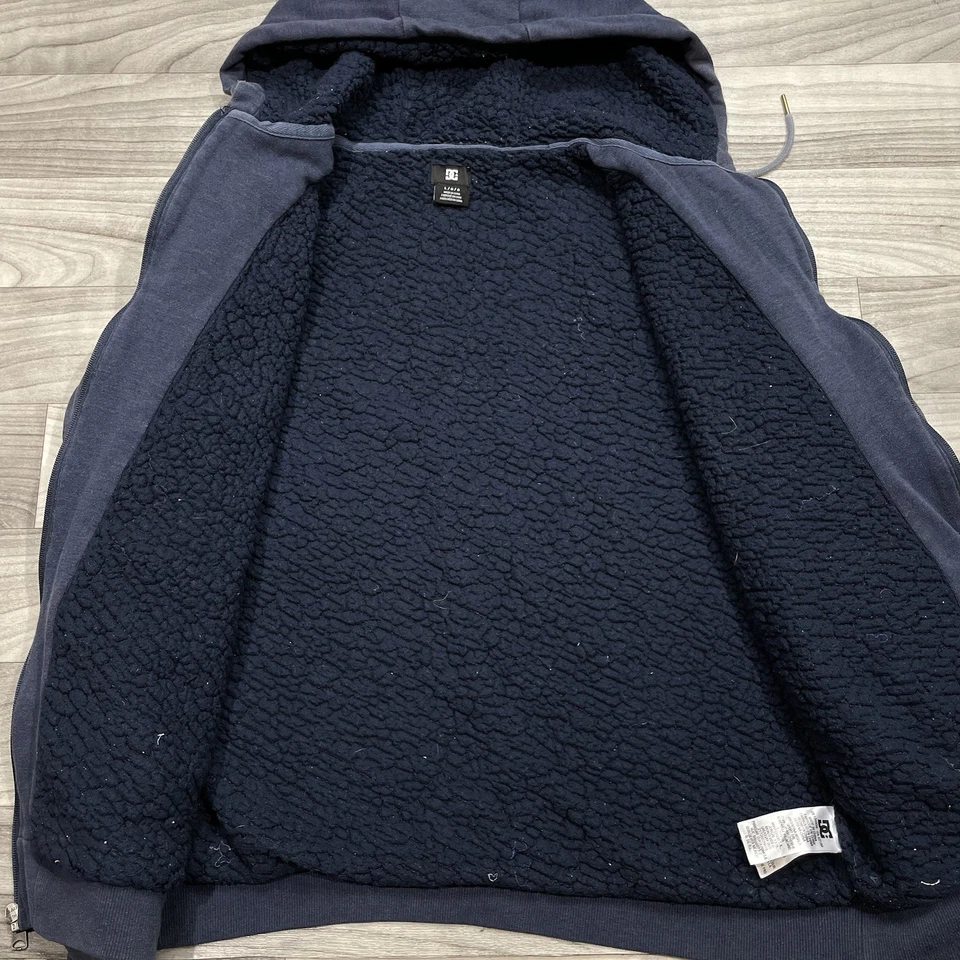 Vintage DC Shoes Full Zip Hoodie Mens L Sherpa Fleece Navy Blue Skater Grunge - Image 4 of 4