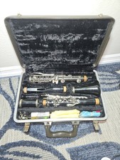 Bundy Clarinet Plastic Black w/ Case, Mouthpiece, Cork Grease, Cloth, 551476