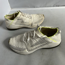 Nike Air Zoom Pegasus size 8 Low Top Sneakers...