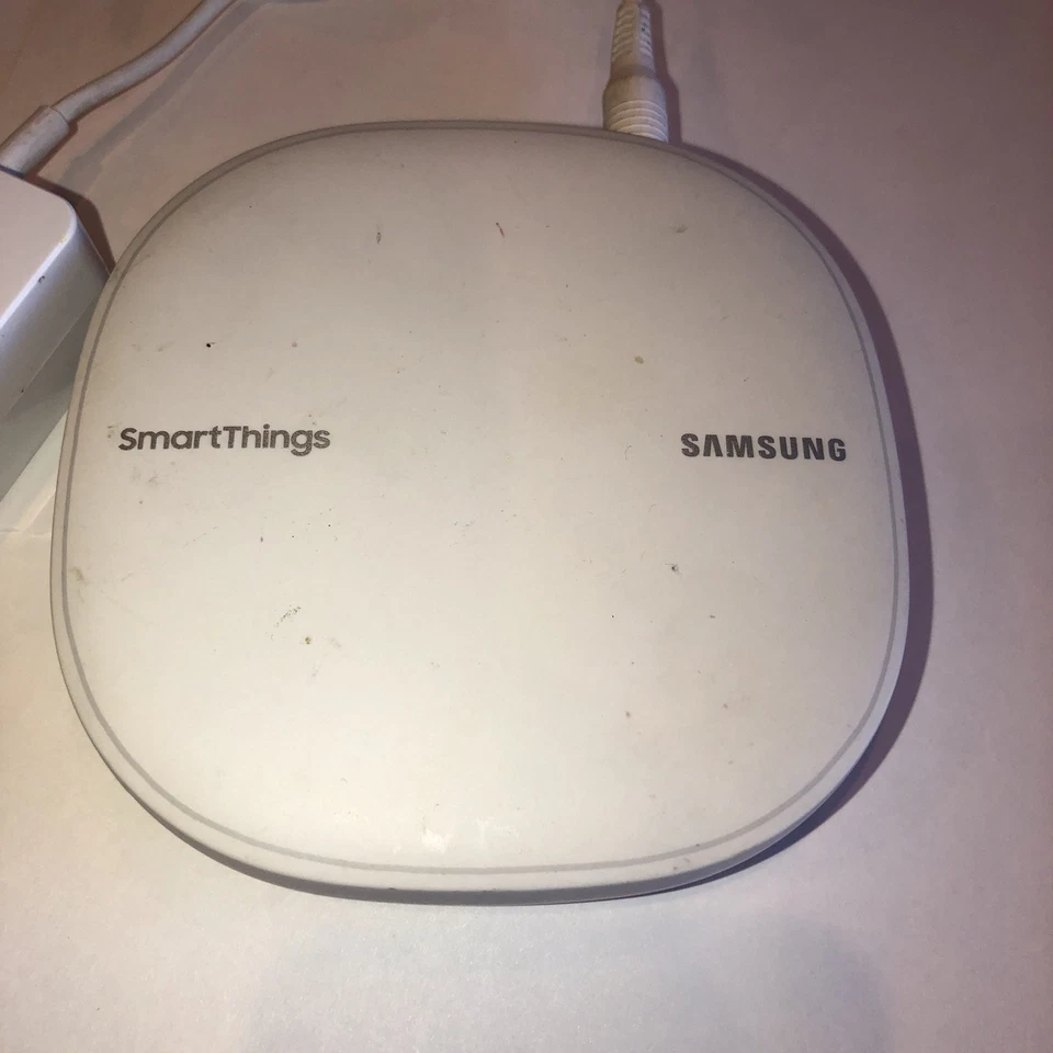 Samsung Hub SmartThings WiFi ET-WV525 Mesh Wifi Router & Power Adapter @B - Image 2 of 4