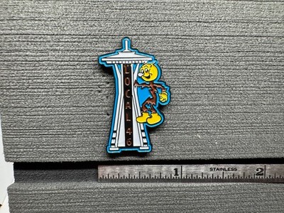 IBEW Local 46 Sparky Space Needle Pin Great Pin Great Price | eBay