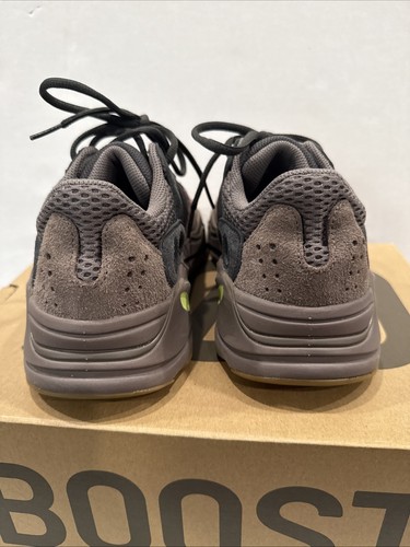 ADIDAS YEEZY BOOST 700 V2 USED SIZE 5 MAUVE EE9614 - Picture 4 of 12