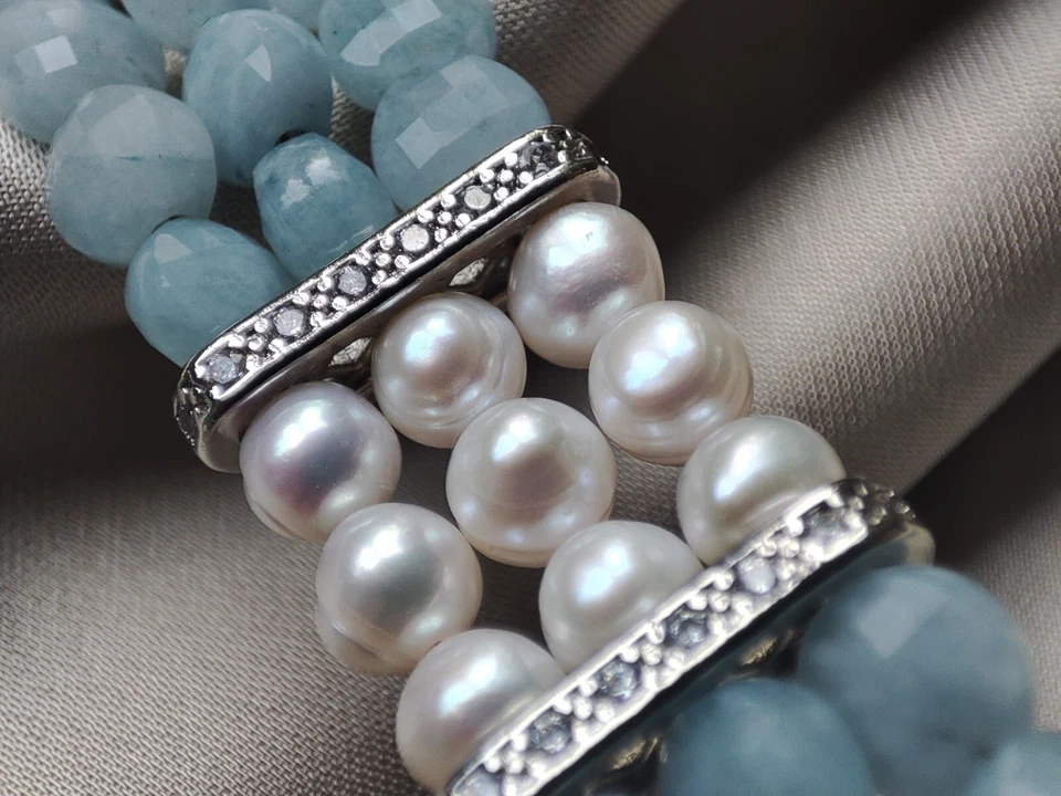 Prächtiges Armband aus facettierten Aquamarin-Perlen und Süßwasserperlen  - Bild 4 von 4