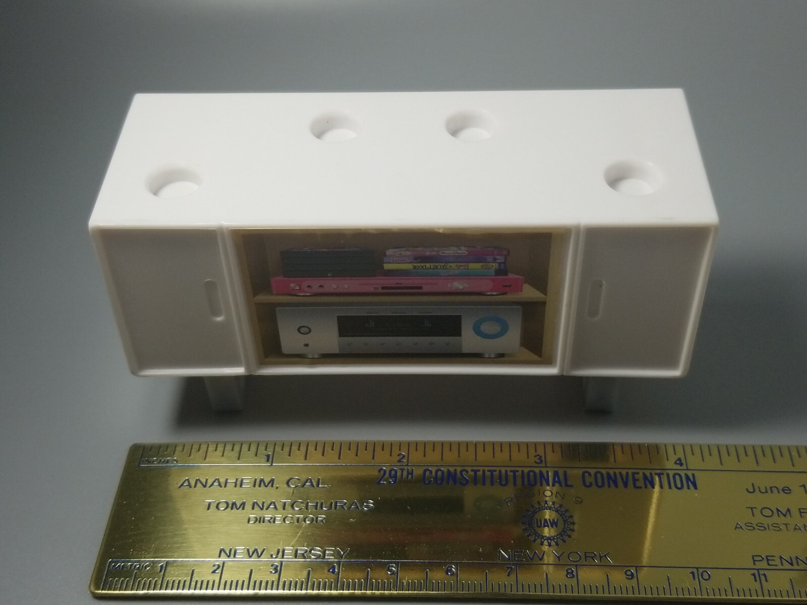 Barbie Dollhouse Furniture White TV DVD Stereo Sound System Stand Console Rare 