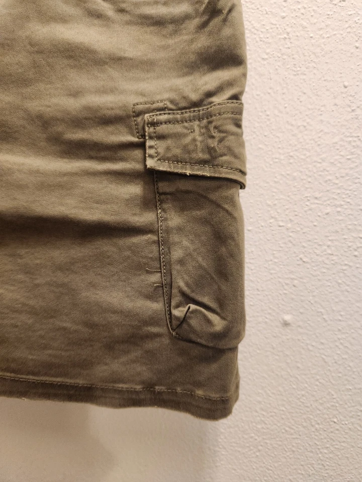 Lucky Brand Clothing Womens sz 1/27 Green Denim Cargo Skirt 21-18 - Image 2 of 4