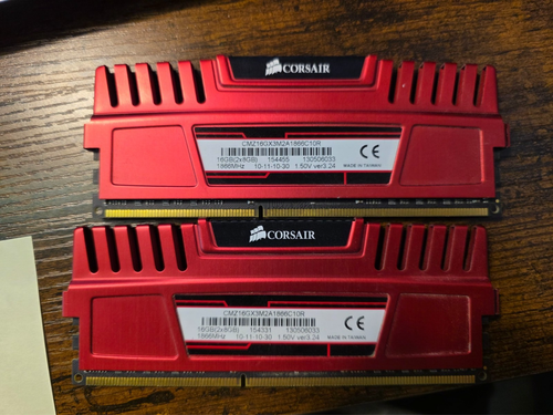 Corsair PC3-15000 16GB (2x8GB) 1866 MHz DDR3 Memory (CMZ16GX3M2A1866C10R)