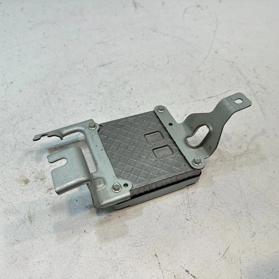 HONDA PILOT POWER VOLTAGE STABILIZER CONTROL MODULE UNIT OEM 2016 - 2024 - Image 3 of 4