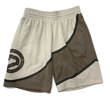 Mitchell & Ness Mens Small Atlanta Hawks Swingman Shorts Hardwood Classics NBA