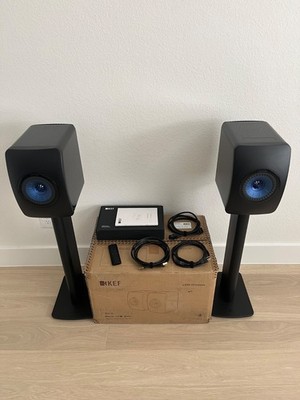 KEF LS50 Wireless Speakers with KEF Speaker Stands in Excellent Condition