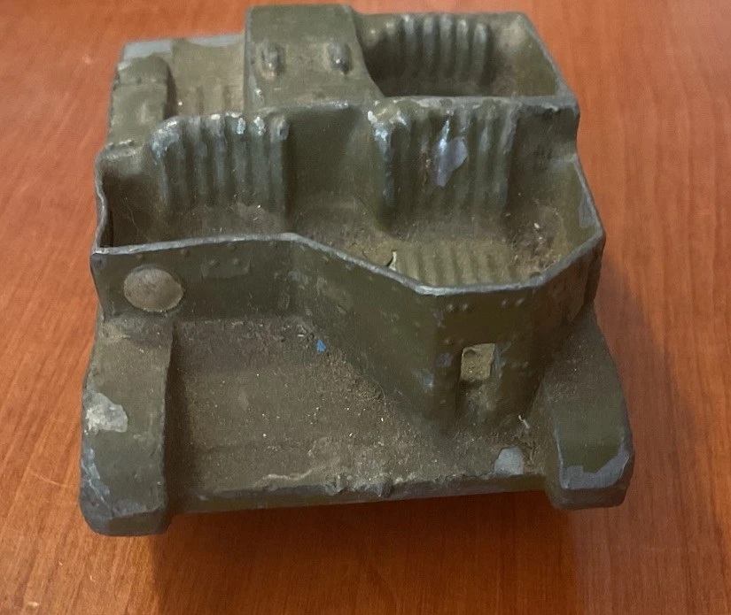 BRITAINS LTD Bren Gun Carrier WWII Vehicle - Image 2 of 4