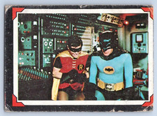 1966 Topps Batman/Riddler Back - #13 - A Dual Decision - Adam West/Robin (75)