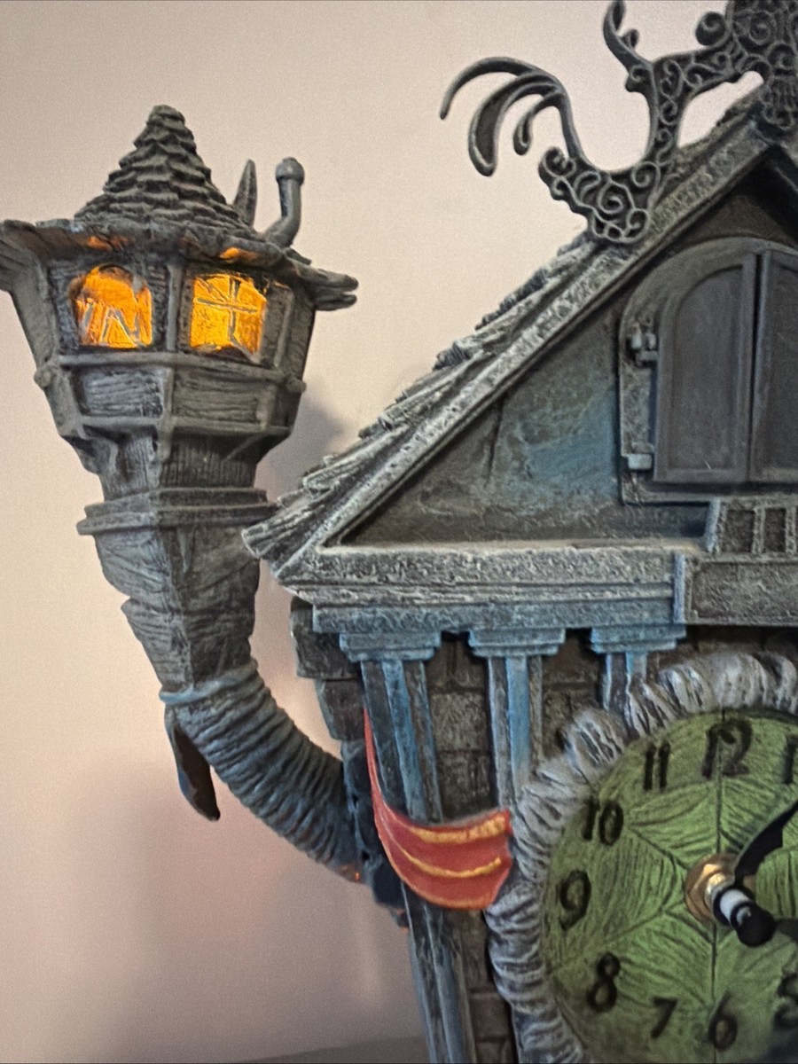Bradford Exchange - The Nightmare Before Christmas Cuckoo Wall