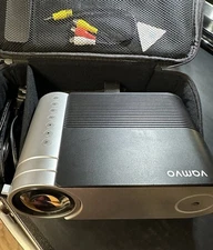 Vamvo (L4200) HD 1080P LED Portable Video Outdoor Mini Projector USB/HDMI Bundle